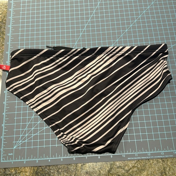 Men’s Speedo Style Swim Brief by Austinbem size 30-32 - Picture 4 of 6